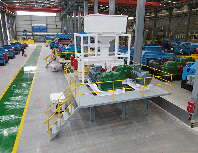 選礦廠用高壓輥磨機